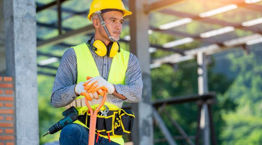Professional gutter cleaning in Erie, MI